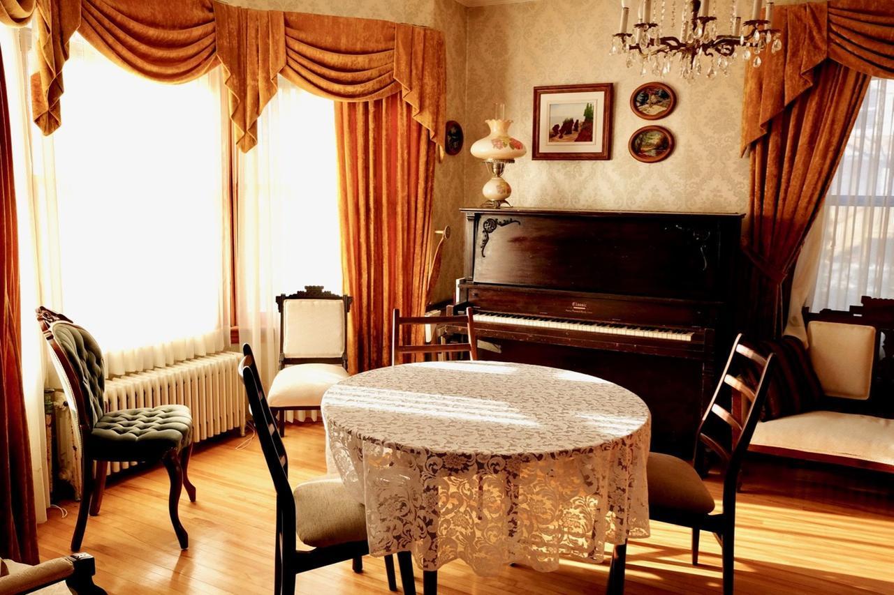 Bed and Breakfast Le Griffon Shediac Exterior foto