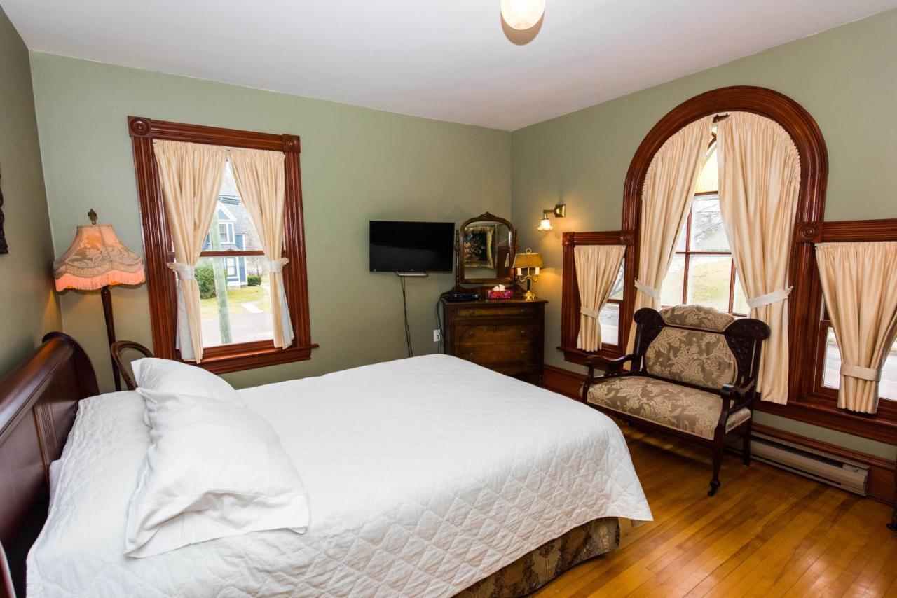 Bed and Breakfast Le Griffon Shediac Exterior foto
