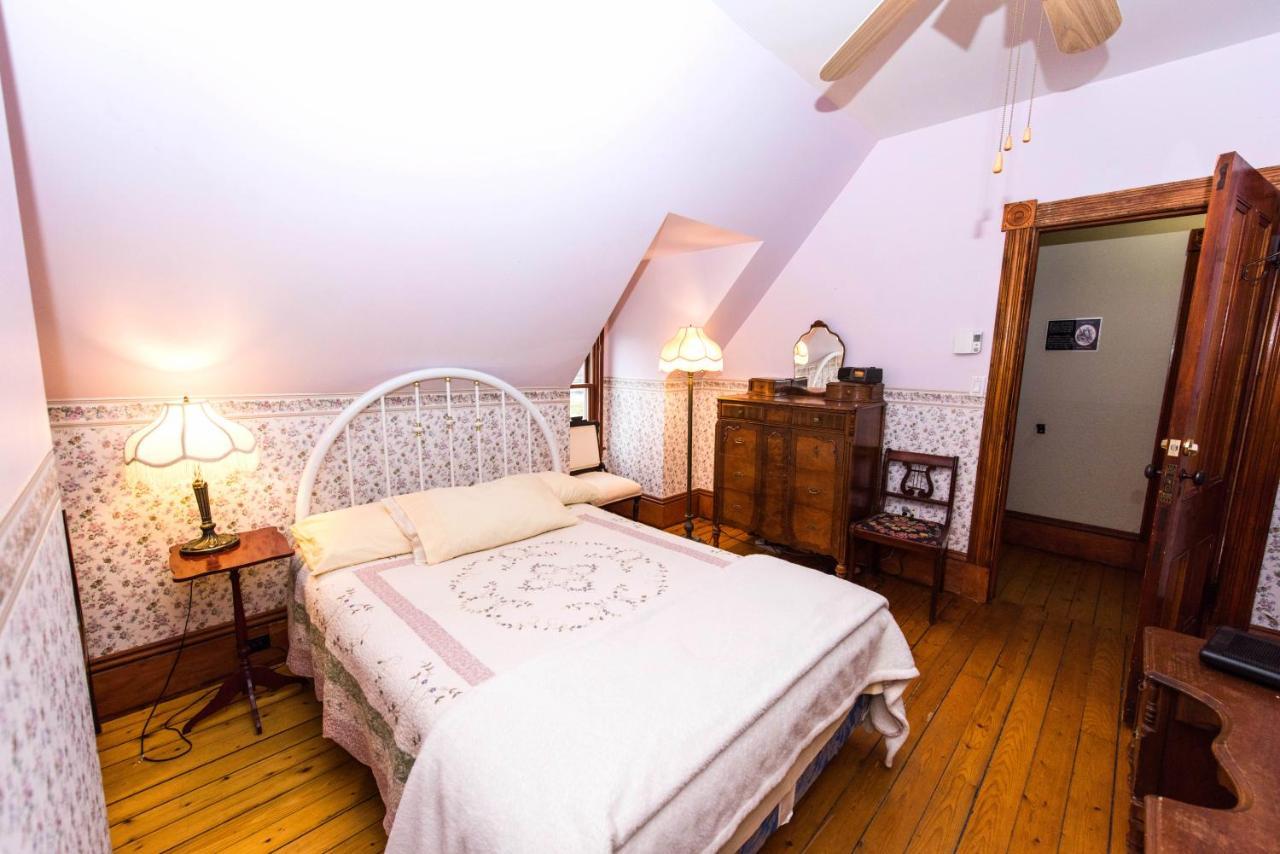 Bed and Breakfast Le Griffon Shediac Exterior foto